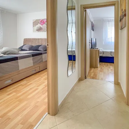 Dani By Interhome Apartmán *