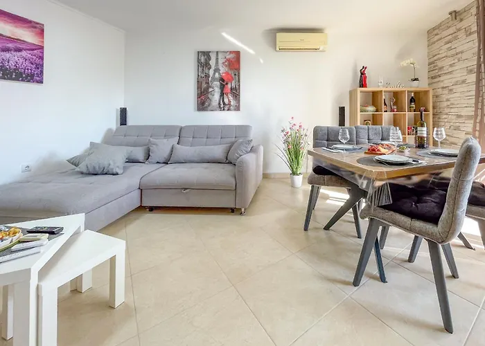 Appartement Dani By Interhome